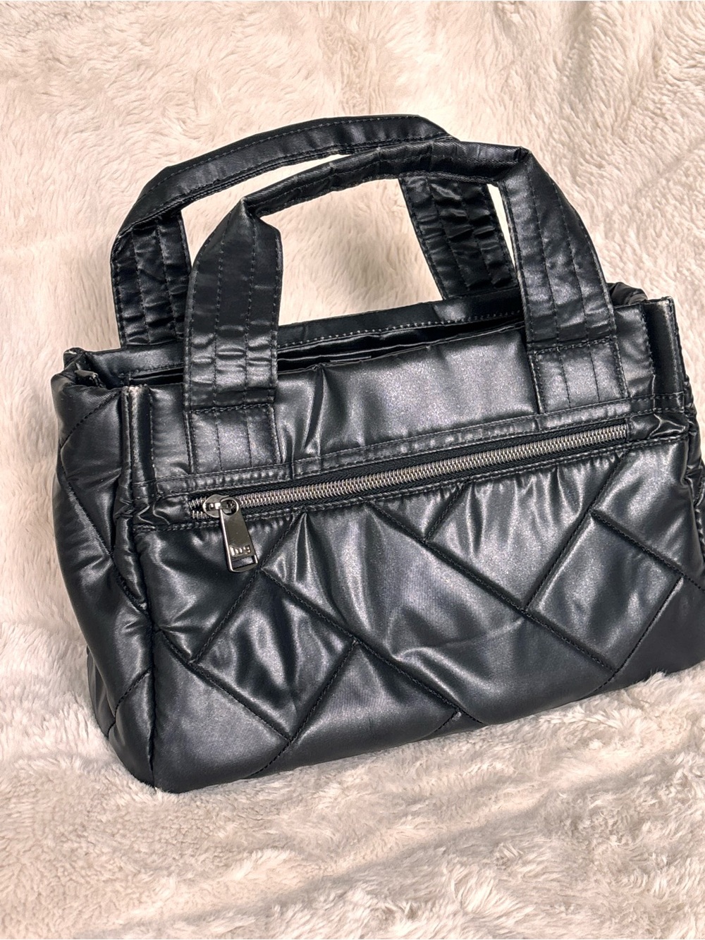 GUC Lug Jitterbug Crossbody Bag, Metallic Black (see photos for signs of wear) - Picture 2 of 9